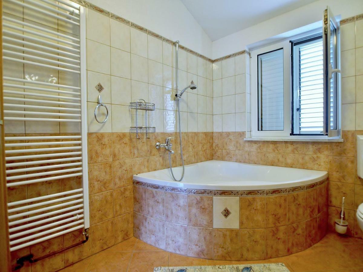 Apartmani Andelo I Ruzica Mundanije Экстерьер фото